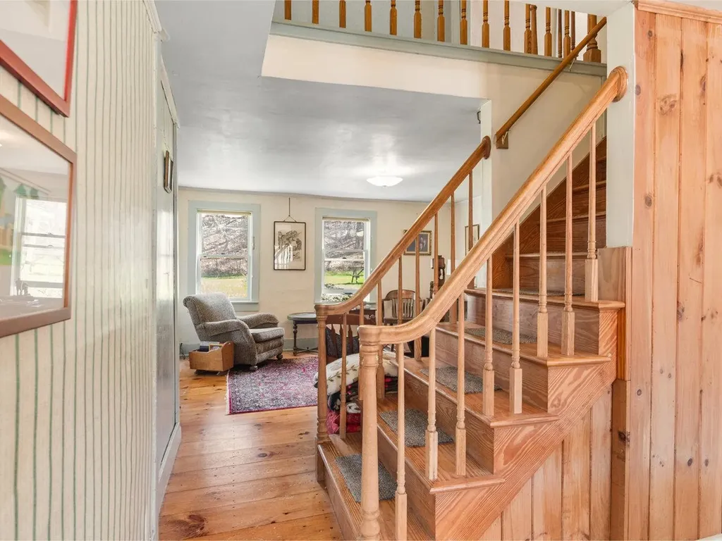 321 East River Road Lincoln VT 05443