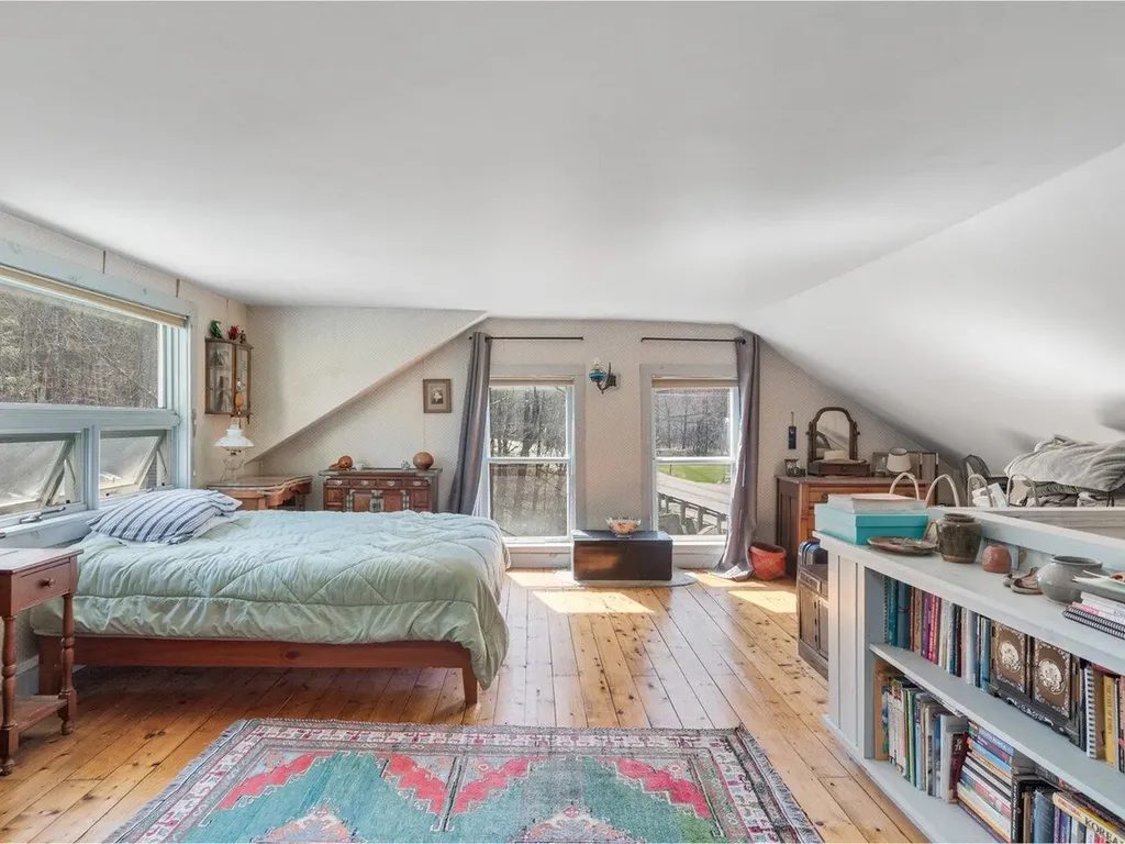 321 East River Road Lincoln VT 05443