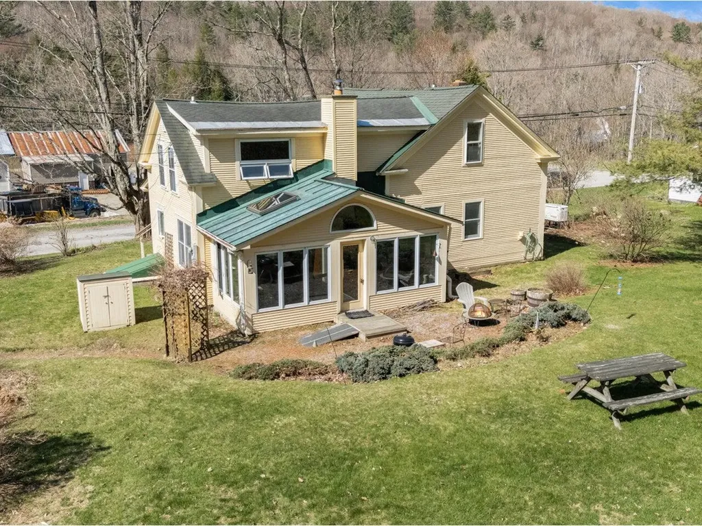 321 East River Road Lincoln VT 05443