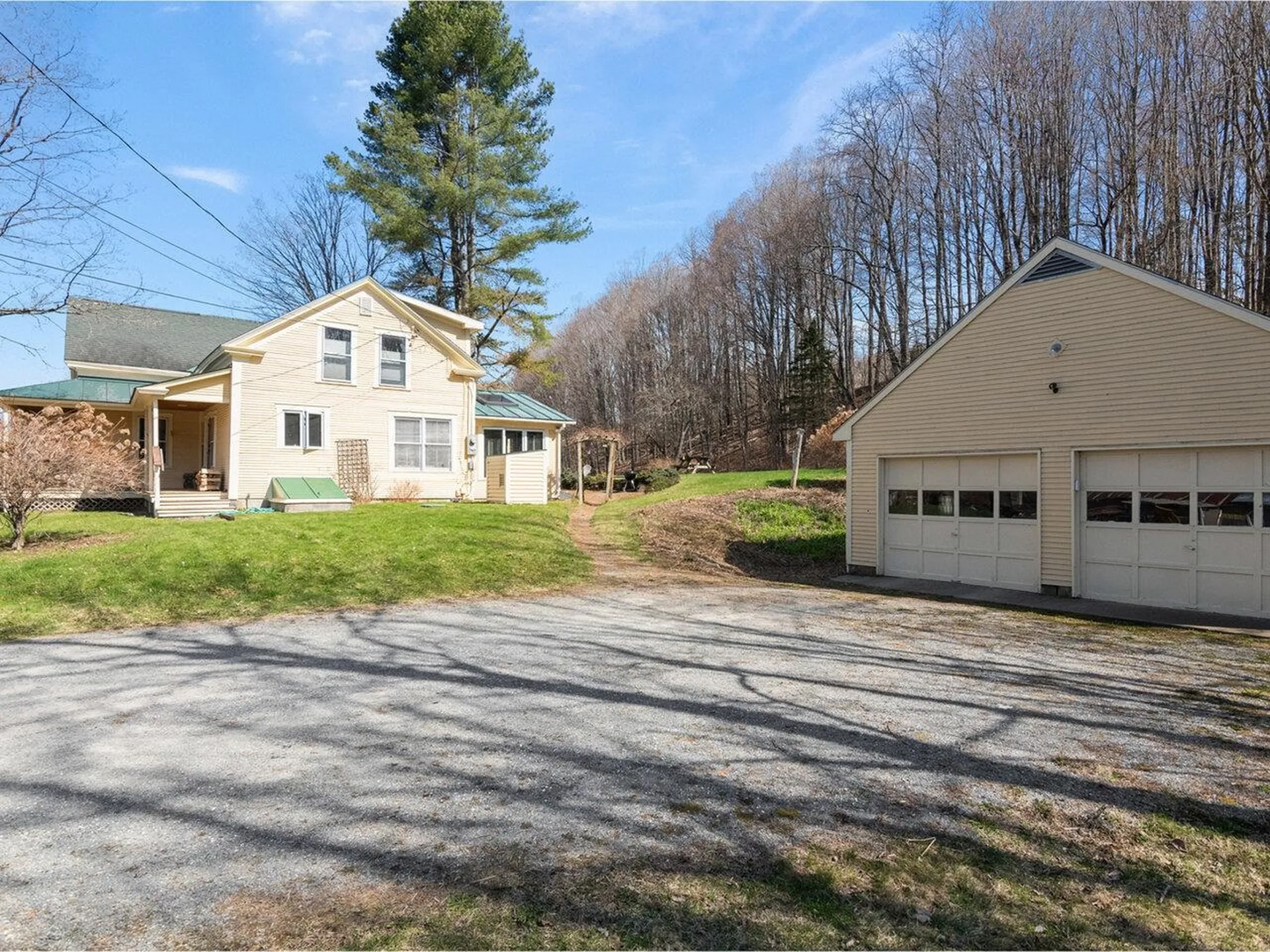 321 East River Road Lincoln VT 05443