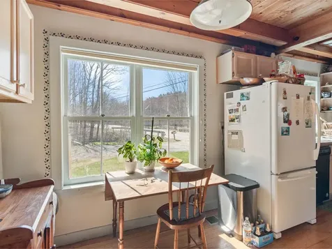 321 East River Road Lincoln VT 05443