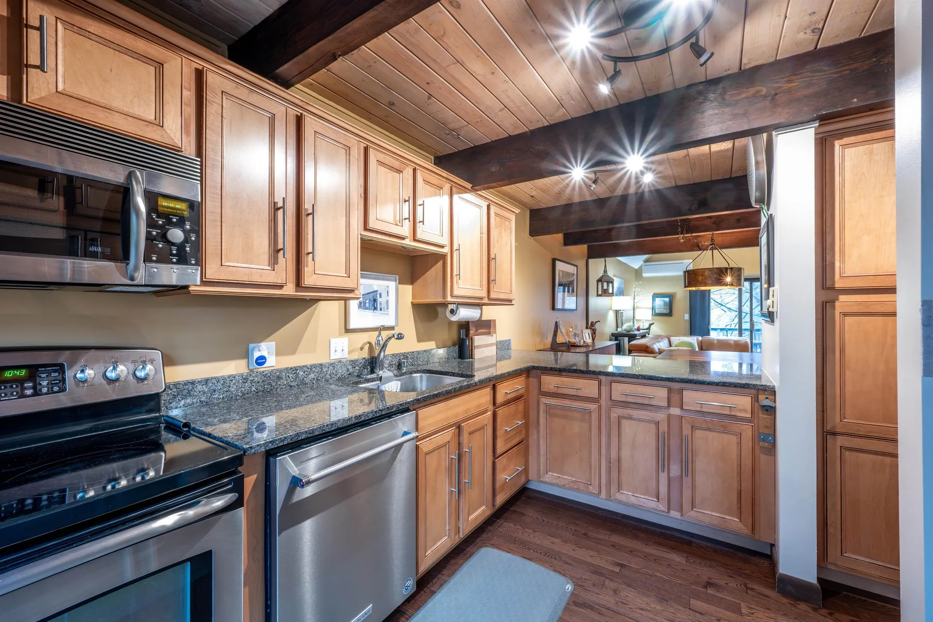 535 Williams Lane Hartford VT 05059