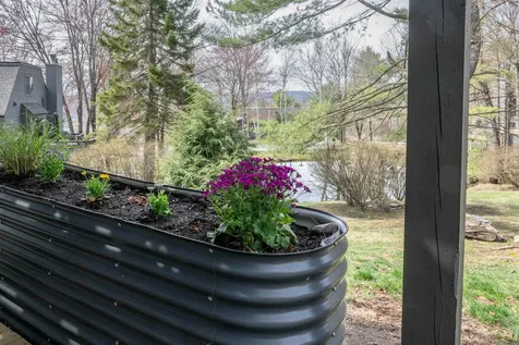 535 Williams Lane Hartford VT 05059