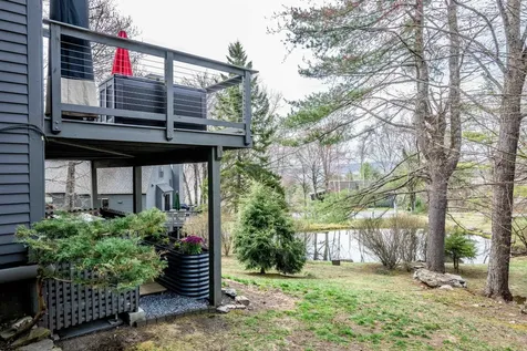 535 Williams Lane Hartford VT 05059