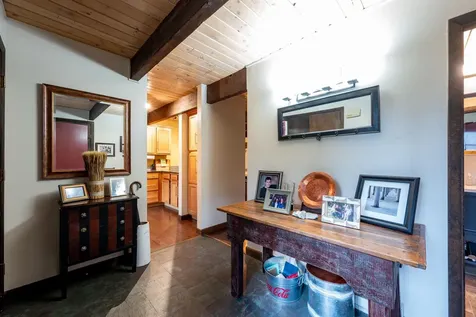 535 Williams Lane Hartford VT 05059