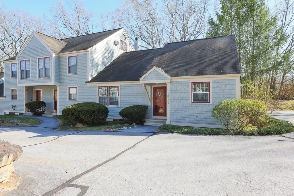 1465 Hooksett Road Hooksett NH 03106