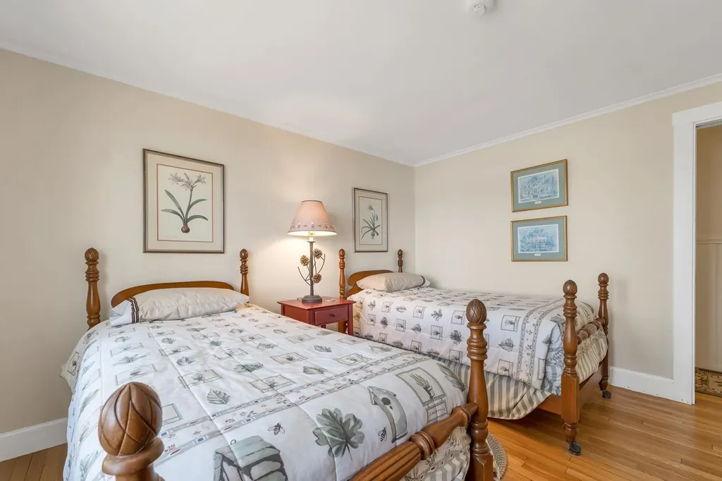 25 Broadview Terrace Gilford NH 03249