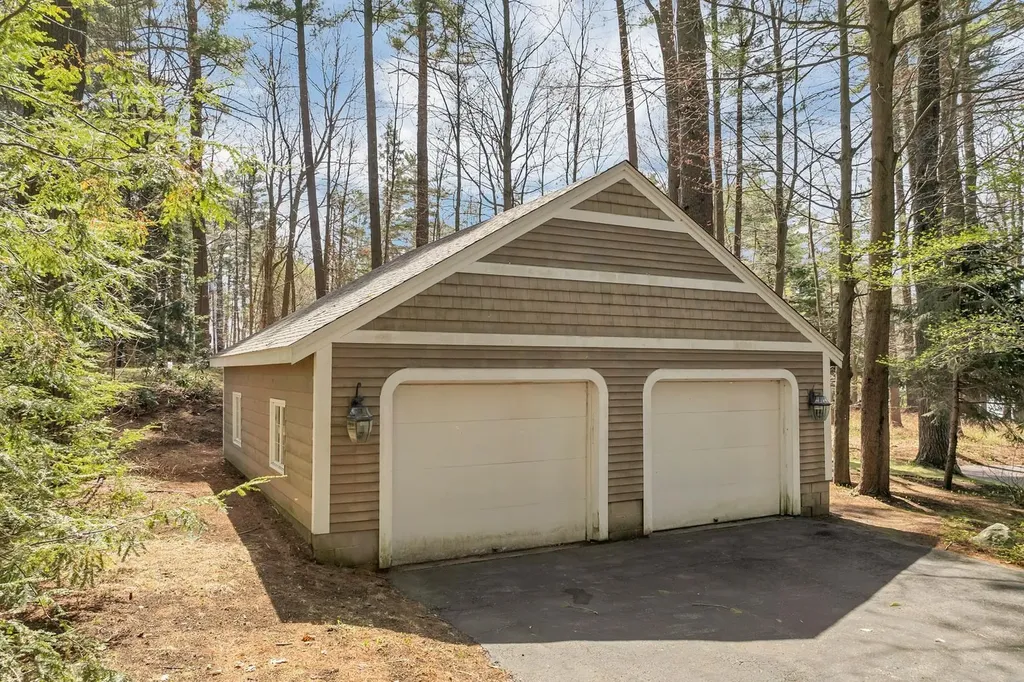 25 Broadview Terrace Gilford NH 03249