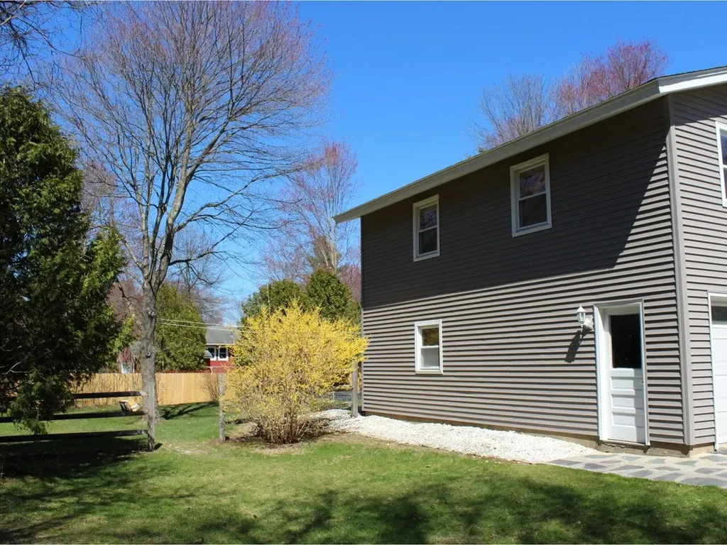 92 Fletcher Lane Shelburne VT 05482