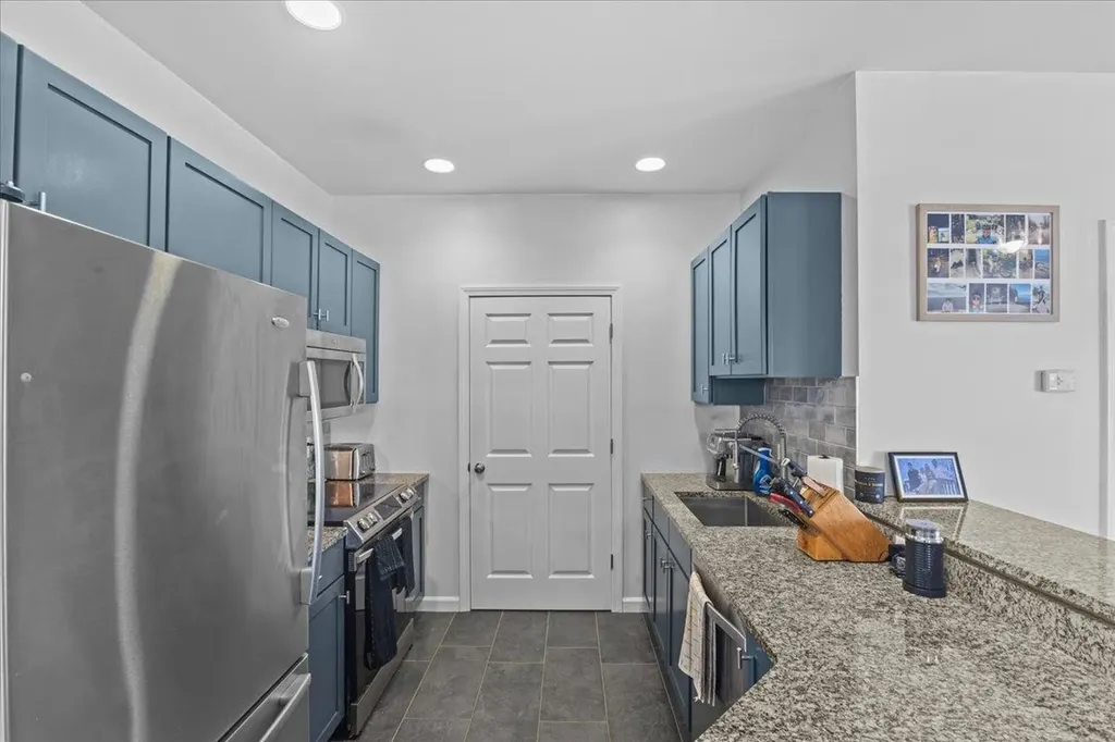 19 Jakes Way Williston VT 05495