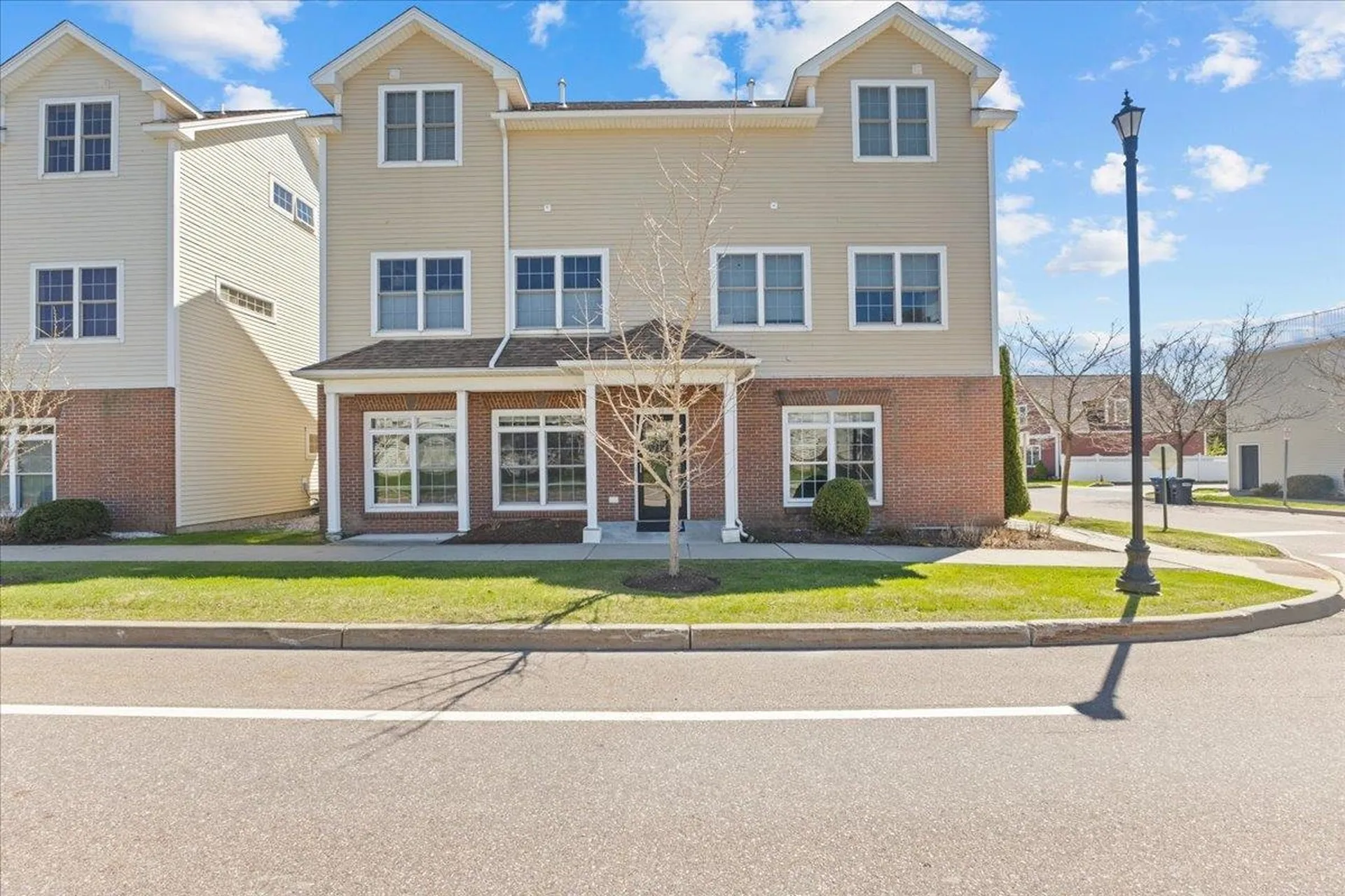 19 Jakes Way Williston VT 05495