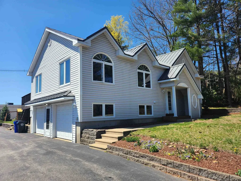 36 Moose Club Park Road Goffstown NH 03045