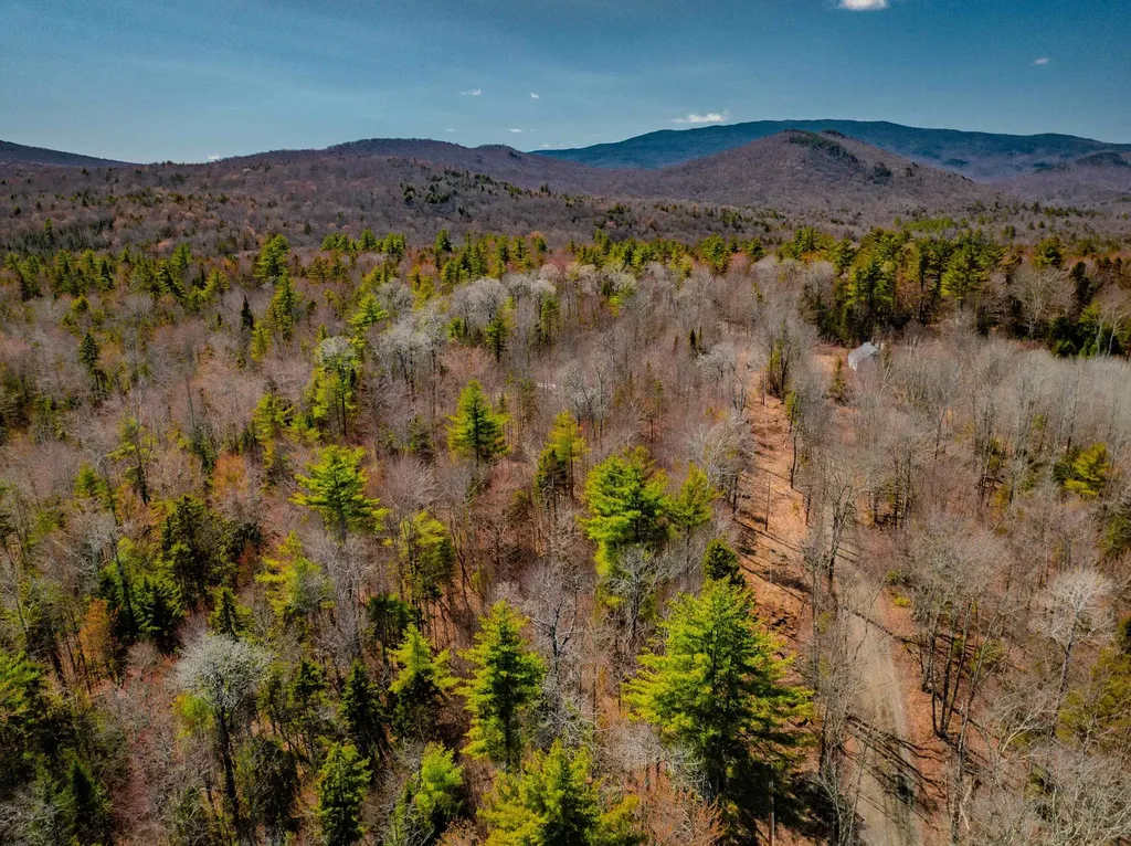 Stinson Lake Road Ellsworth NH 03223