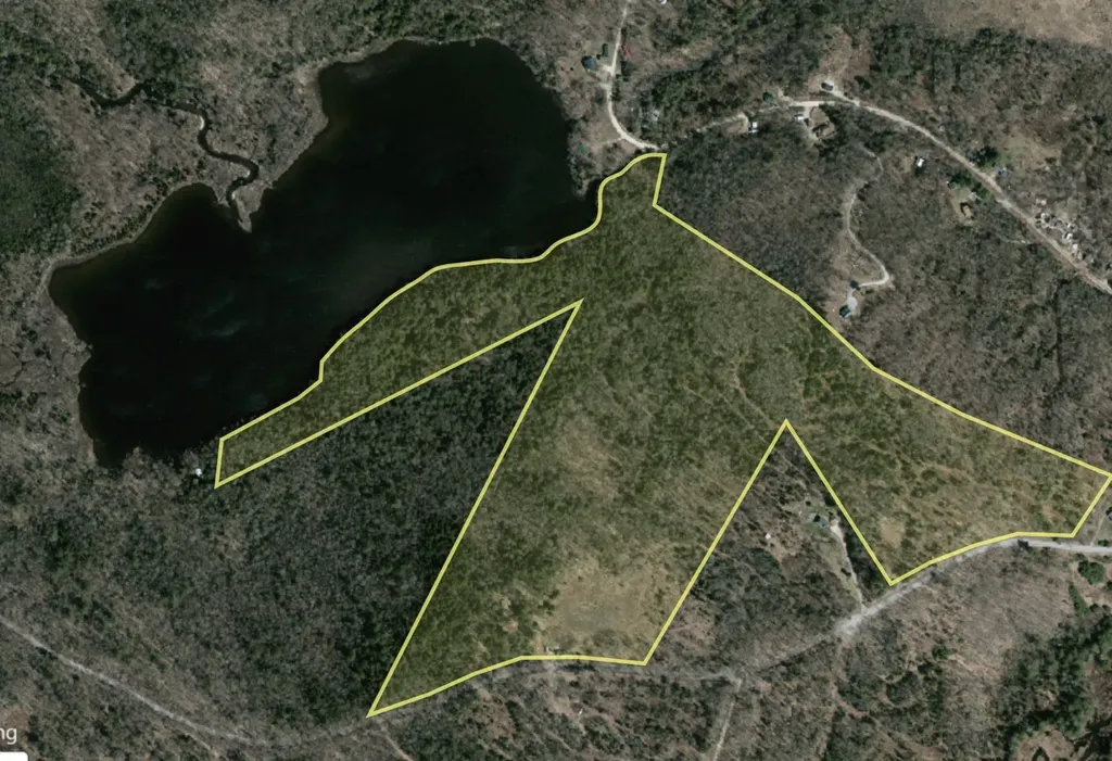 3613 Stinson Lake Road Ellsworth NH 03223
