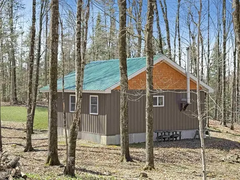 85 Sullivan Drive Stewartstown NH 03576