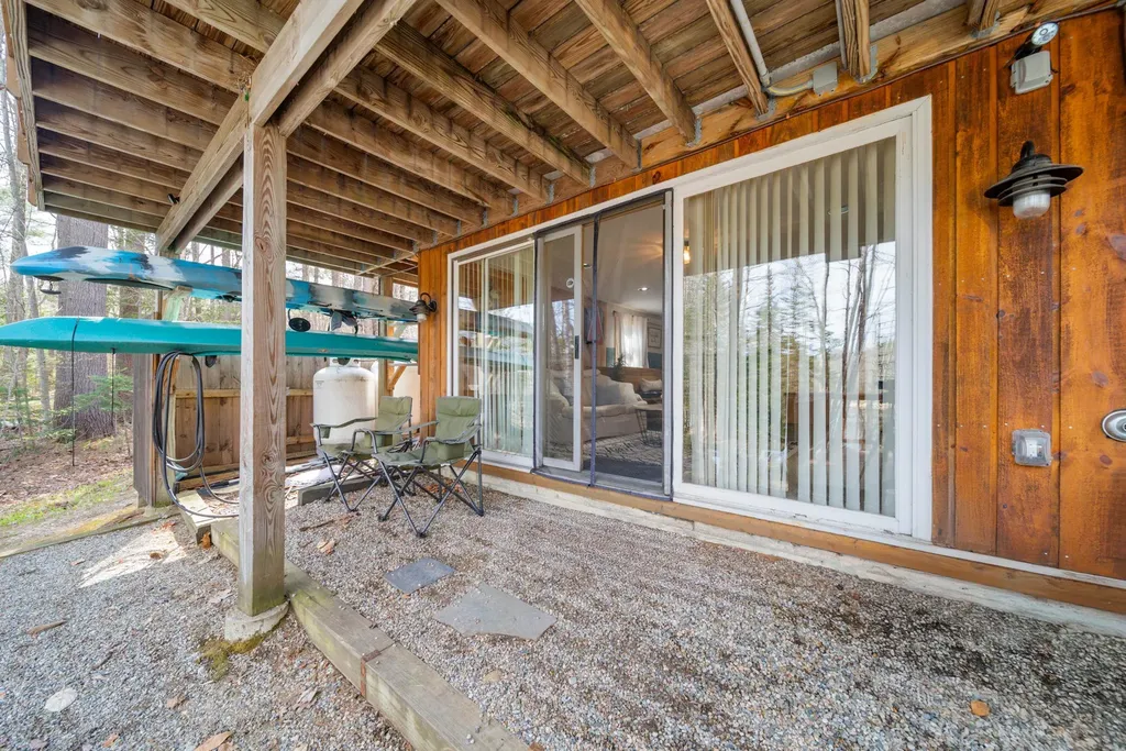 15 Goose Hollow Road Campton NH 03223