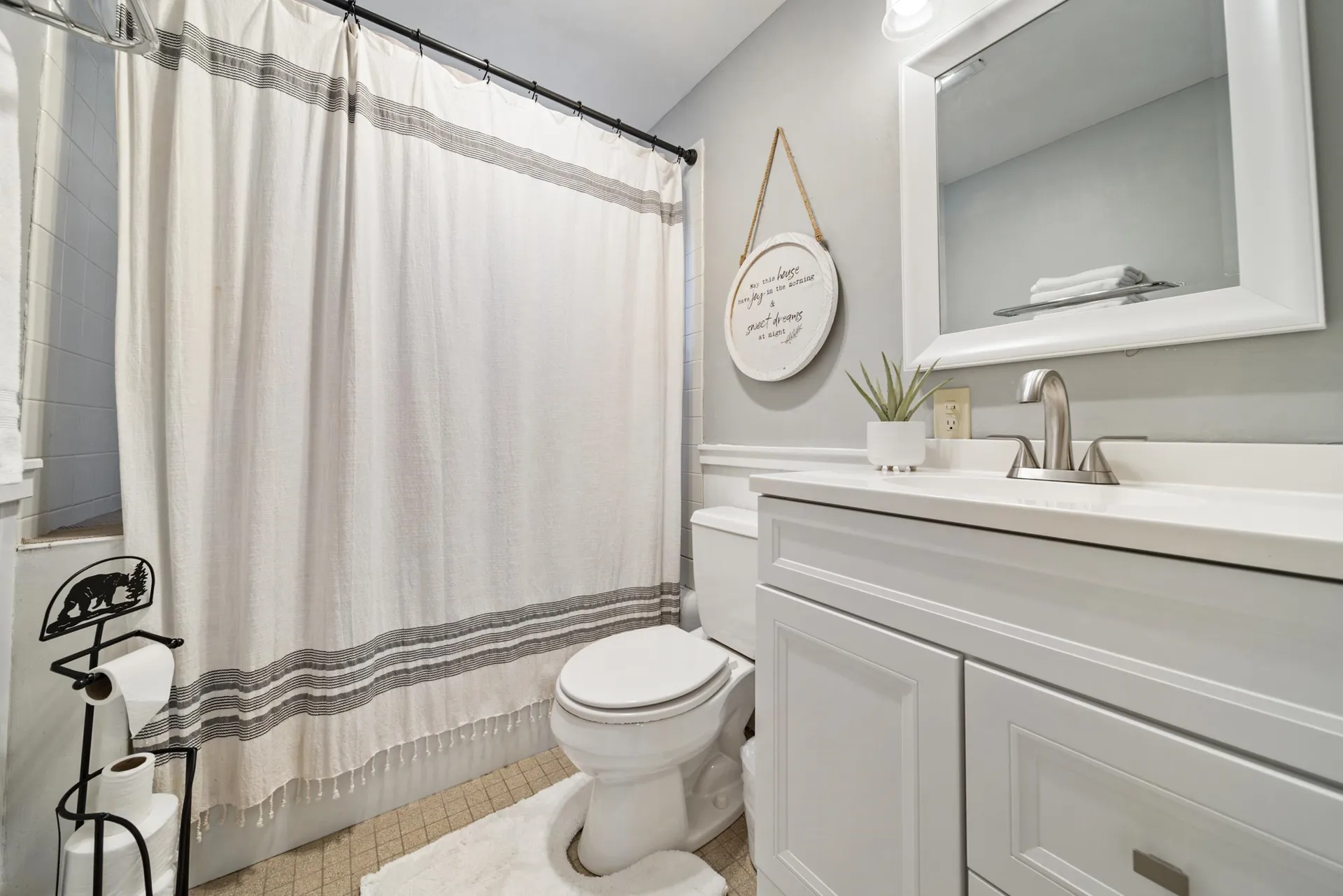 15 Goose Hollow Road Campton NH 03223