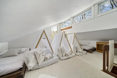 15 Goose Hollow Road Campton NH 03223