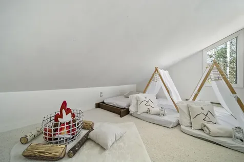 15 Goose Hollow Road Campton NH 03223