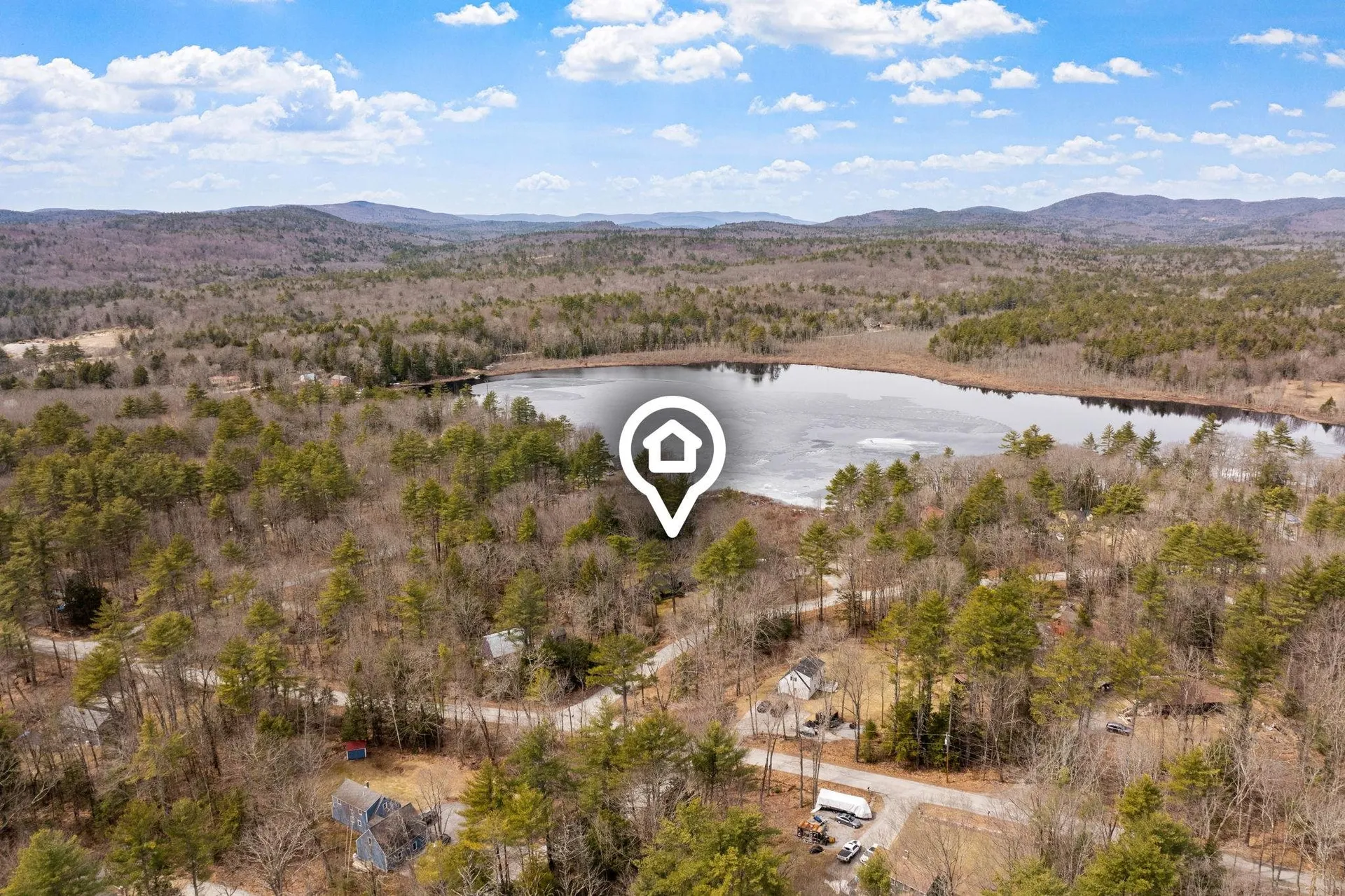 25 Shore Drive Henniker NH 03242