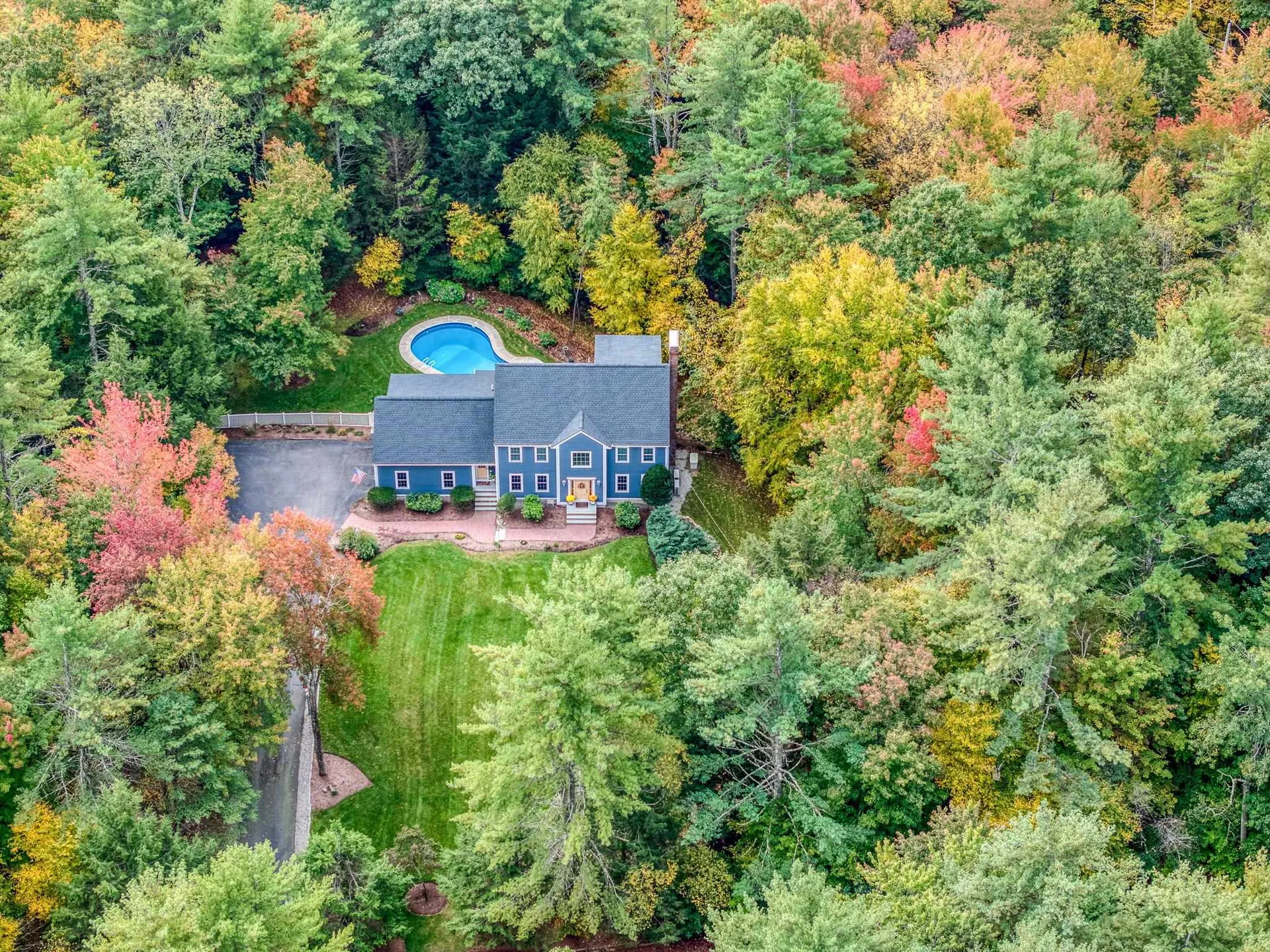 10 Cider Mill Road Bedford NH 03110