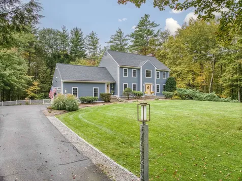 10 Cider Mill Road Bedford NH 03110