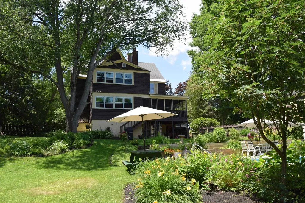 14 Burnside Street Lancaster NH 03584