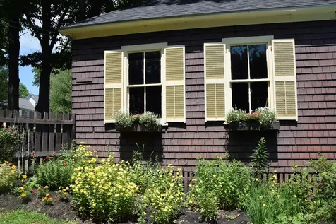 14 Burnside Street Lancaster NH 03584