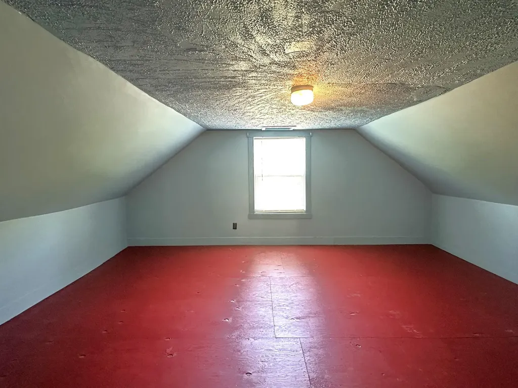 107 Ainsworth Road Woodbury VT 05681