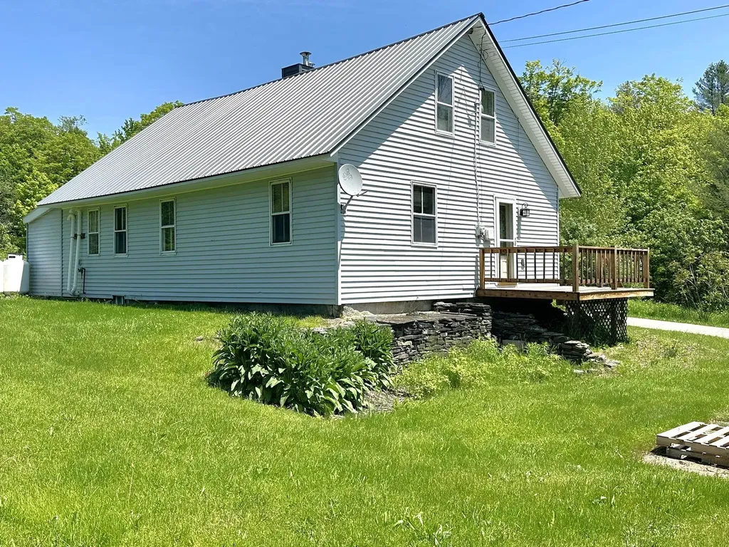 107 Ainsworth Road Woodbury VT 05681