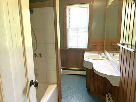 107 Ainsworth Road Woodbury VT 05681