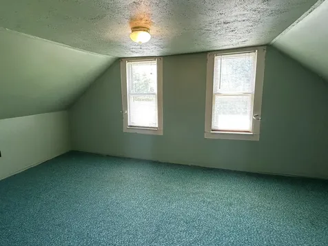 107 Ainsworth Road Woodbury VT 05681