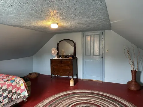 107 Ainsworth Road Woodbury VT 05681