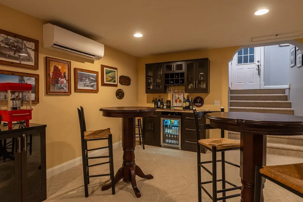 401 South Hill Manchester VT 05255