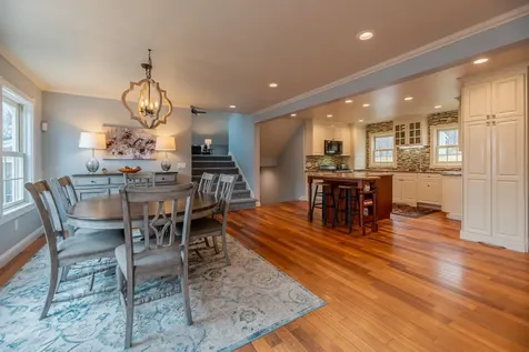 401 South Hill Manchester VT 05255