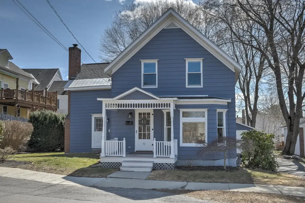 12 Leverett Street Keene NH 03431