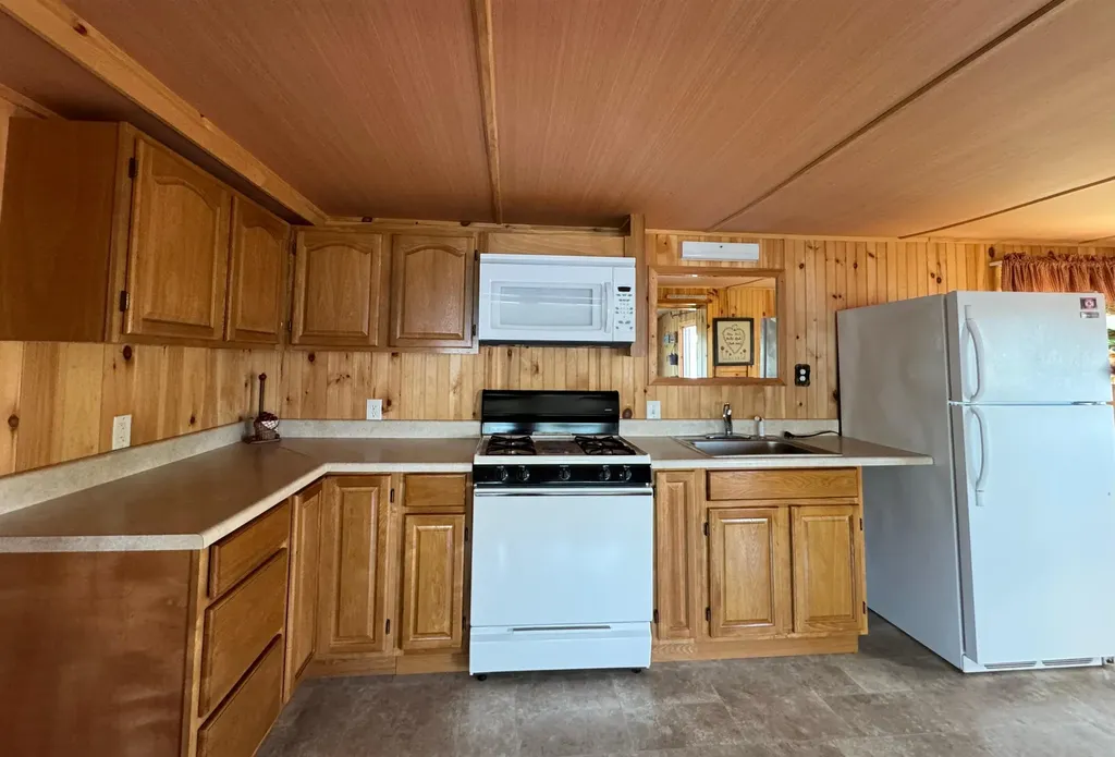 728 Scenic Road Laconia NH 03246