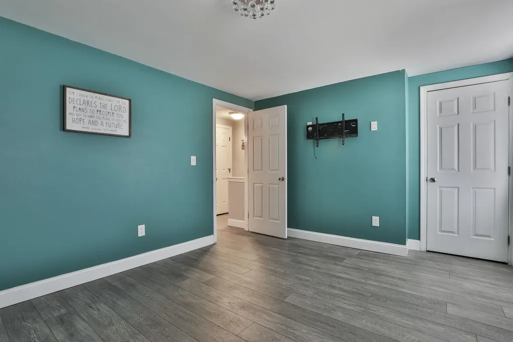 7 Franconia Drive Merrimack NH 03054