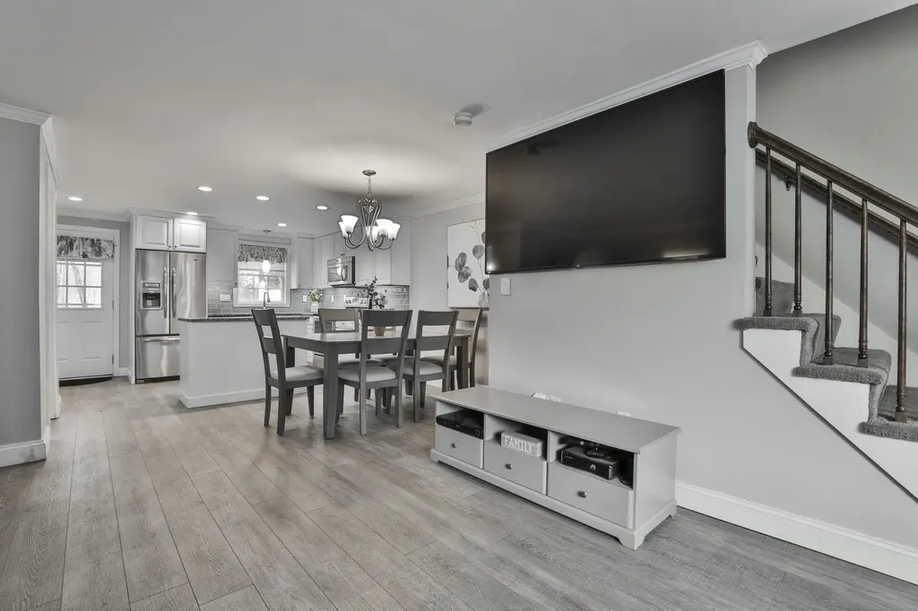 7 Franconia Drive Merrimack NH 03054