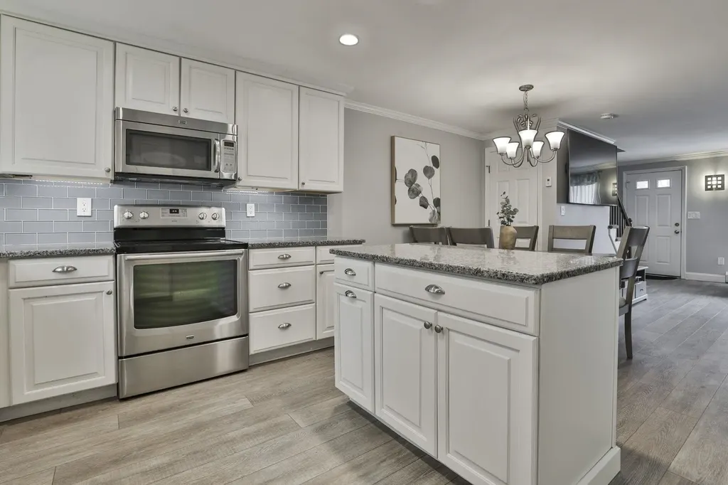 7 Franconia Drive Merrimack NH 03054