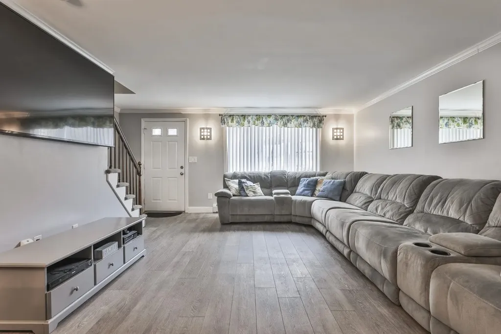 7 Franconia Drive Merrimack NH 03054