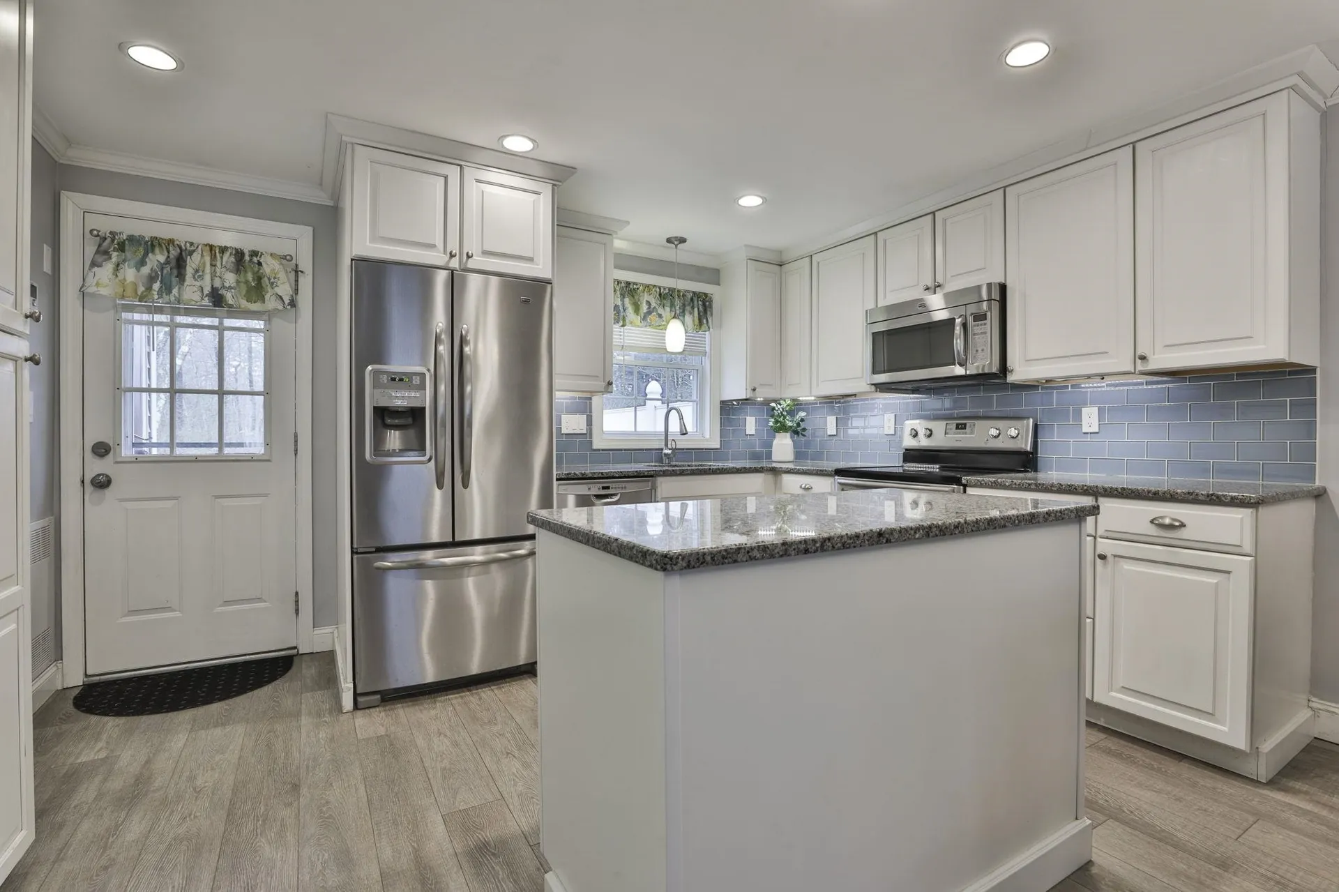 7 Franconia Drive Merrimack NH 03054