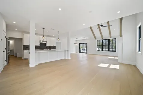 34 Trails Edge Road Windham NH 03053