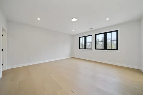 34 Trails Edge Road Windham NH 03053