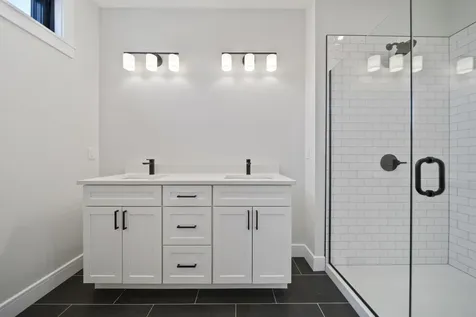 34 Trails Edge Road Windham NH 03053