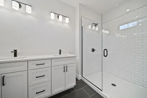 34 Trails Edge Road Windham NH 03053