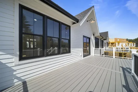 34 Trails Edge Road Windham NH 03053