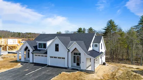 34 Trails Edge Road Windham NH 03053