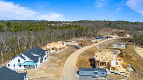 34 Trails Edge Road Windham NH 03053