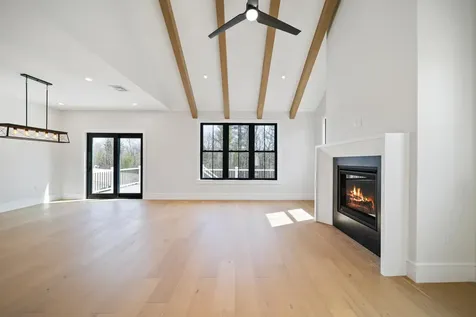 34 Trails Edge Road Windham NH 03053